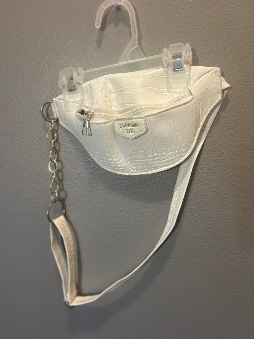 Do & Thinks DX White Croc Embossed Fanny Pack Belt Bag